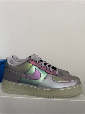 Nike Kids Low-Top Air Force 1 Iridescent Green-Purple Sneakers